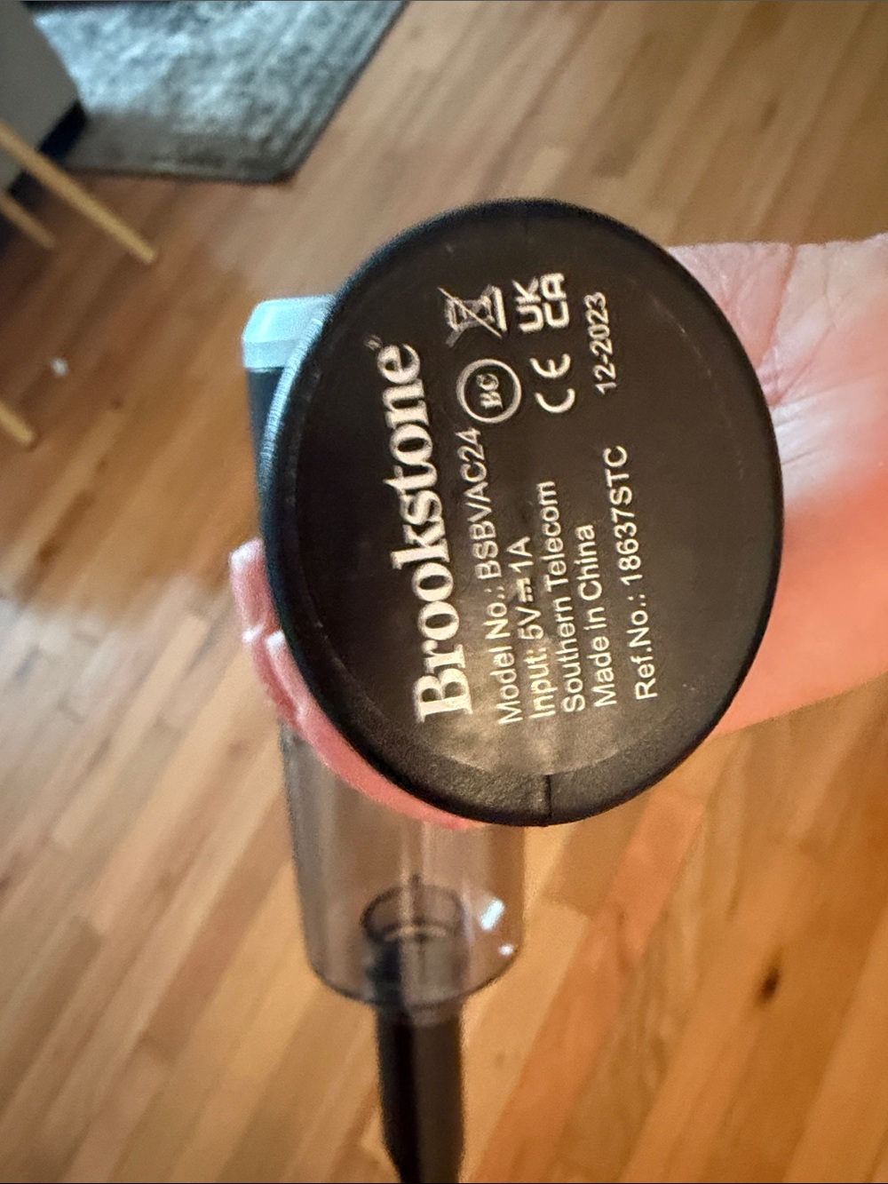 Brookstone Handheld Vacuum Cleaner in Black with Clear Chamber never used no box